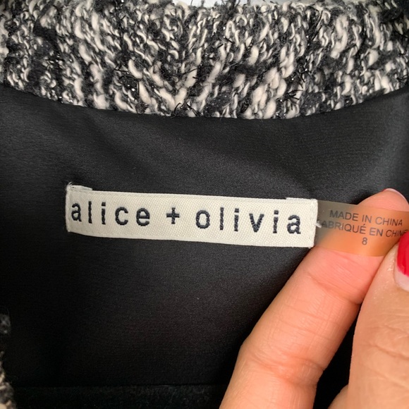 Alice + Olivia Madine Cropped Straight Blazer Crop - Picture 7 of 8